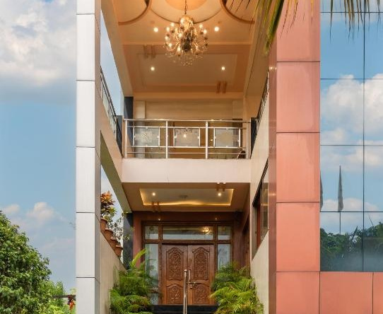 Hotel Manju Palace, 楠代德 — 照片 1