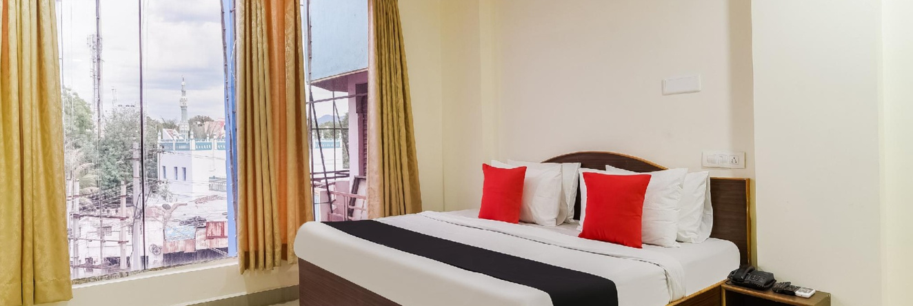 Capital O 49041 Hotel Shri Balaji Residency, Кадапа — фото 1