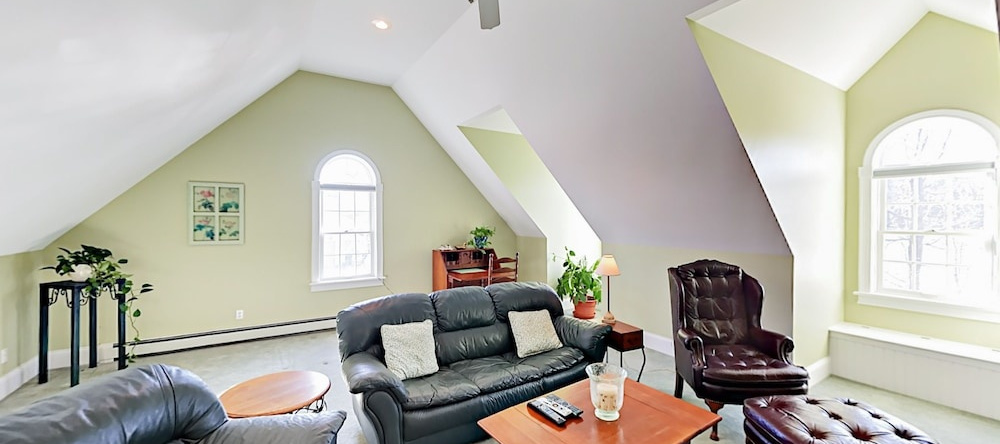 7 Apple Hill Lane Home 3 Bedrooms 2.5 Bathrooms Home, 布斯贝 — 照片 1