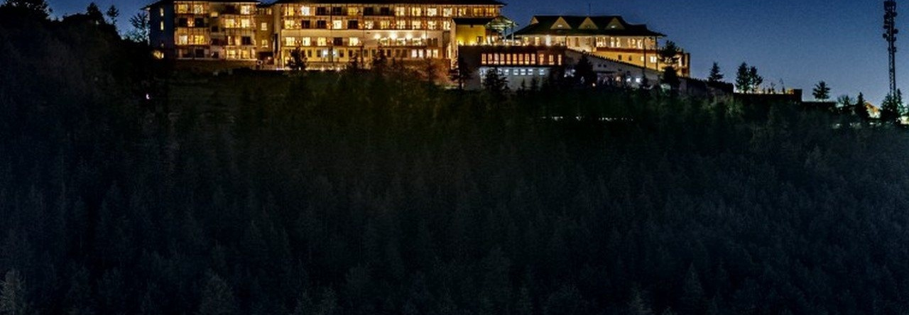 Taj Theog Resort & Spa, Shimla, 泰奥格 — 照片 1