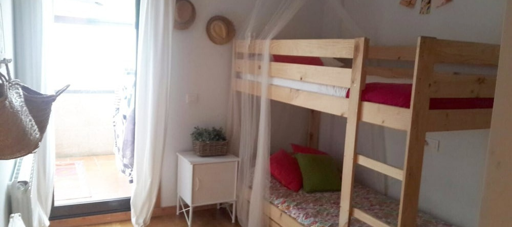 Apartment With 2 Bedrooms in Illa de Arousa, With Wonderful sea View a, 阿罗萨岛 — 照片 1