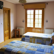 Hotel miralba, Velilla del Rio Carrion — photo 2