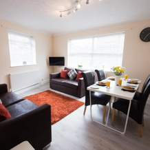 Hampton House - Lovely and Spacious 2 Bedroom Apartment - WITH FREE PARKING, 斯卡伯勒 — 照片 4