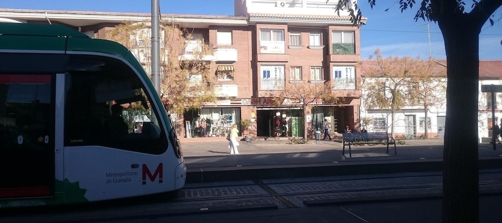 Apartment With 3 Bedrooms In Armilla - Granada, With Wonderful City Vi, Армилья — фото 1