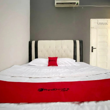 Reddoorz Syariah Near Rsu Sylvani Binjai, Бинджай — фото 5