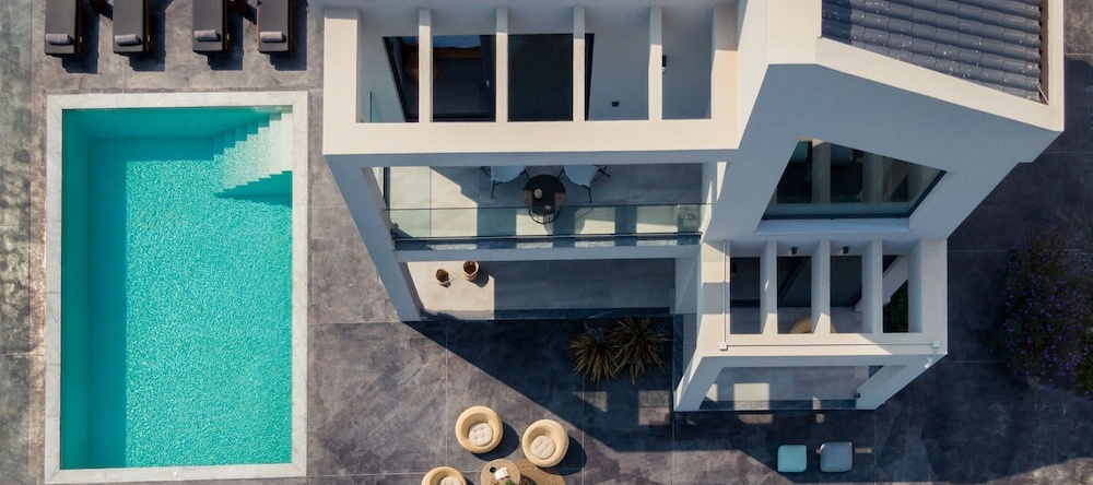 Sueño Luxury Villa 180 Iconic Sea View, Аргасси — фото 1