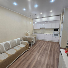 Na Ozere Yakty-Kul Bannoye Flat, 泽廖纳亚波利亚纳 — 照片 4