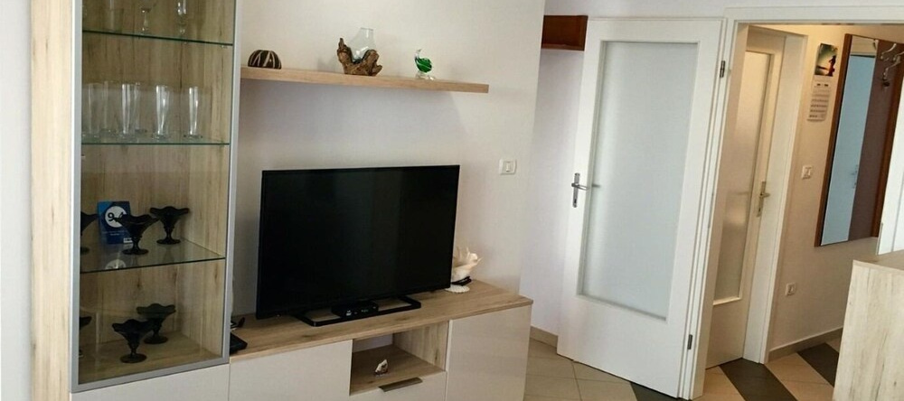 Apartment Mirella, Zambratija — photo 1