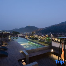 Mount Villa By T Residence (Viral infinity pool & rooftop bar | Perfect photo spot), 湘西 — 照片 4