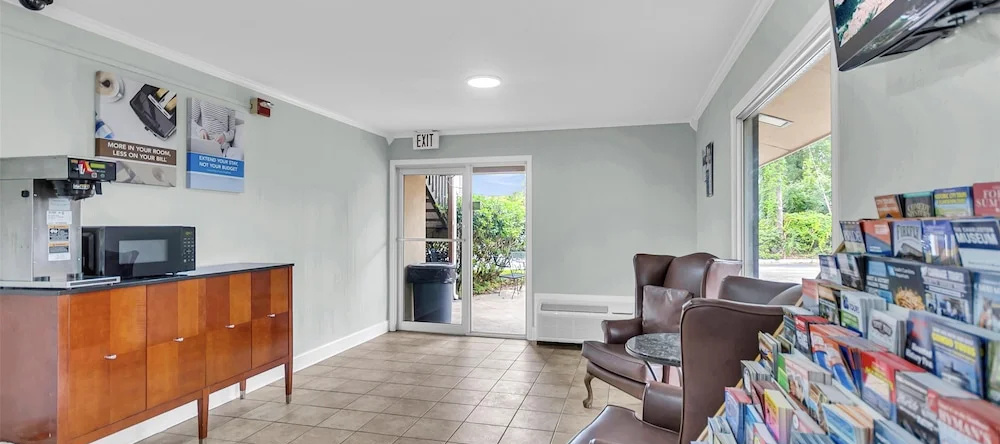 Studio 6 Extended Stay - Summerville, SC - Charleston, 萨默维尔 — 照片 1