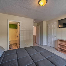 Cozy Greensboro Townhome ~ 7 Mi to UNC Campus, 格林斯伯勒 — 照片 3