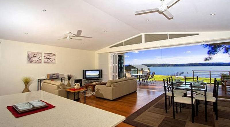 Sunset Central Coast Holiday House, 曼纳林公园 — 照片 1