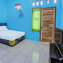 SPOT ON 91811 Rumah Inap Bunda Nurhayati, 塔纳克阿武 — 照片 3