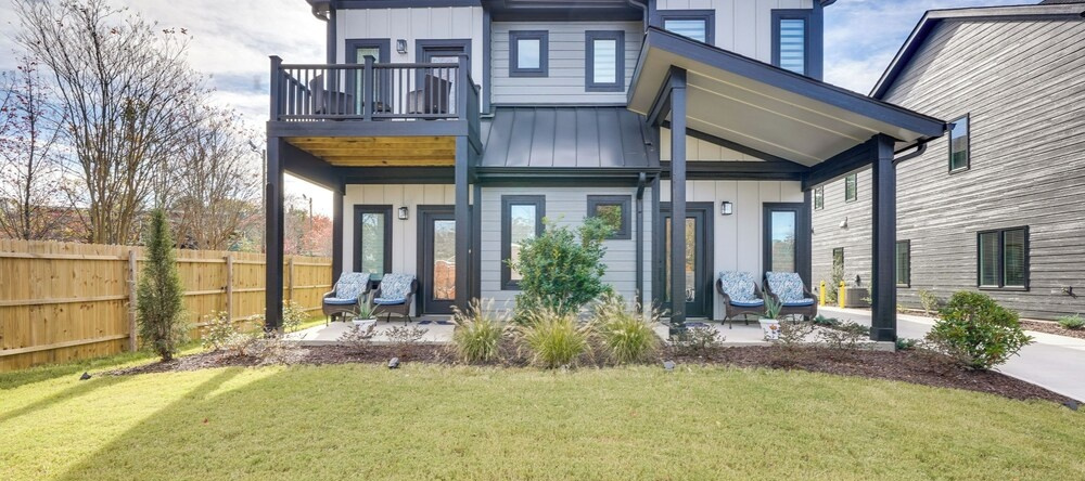 2 Mi to Duke University: Townhome in Durham!, 达勒姆 — 照片 1