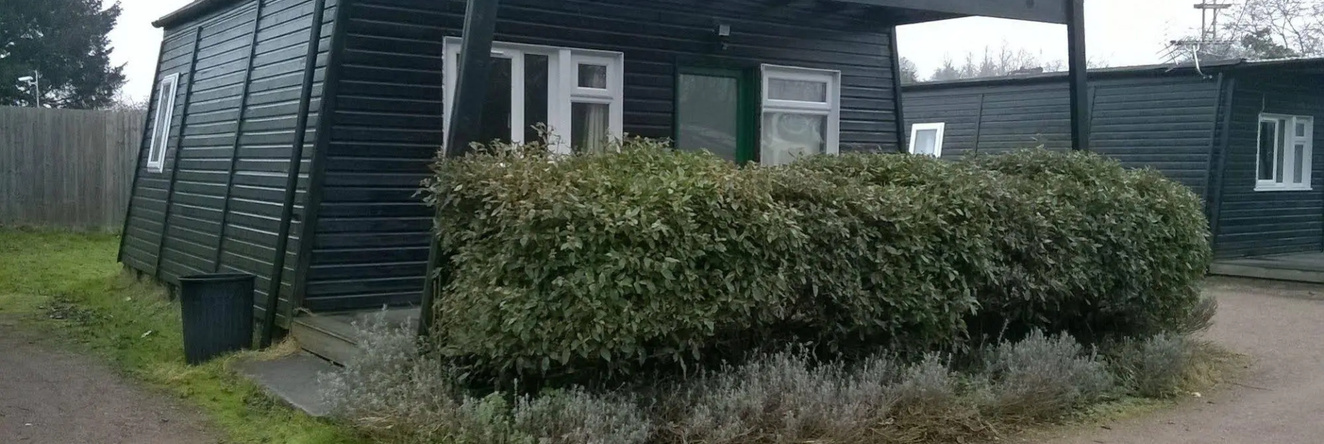 Broxbourne Riverside Chalets, Броксборн — фото 1