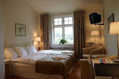 Hotel Hviidehus, Роннеби — фото 1