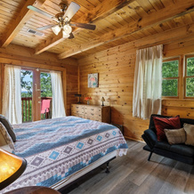 Newly Renovated Cabin W/ Hot Tub, Lake & Bbq!, Севьервилл — фото 4