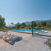 Awesome Home in Dugopolje With Wifi and 5 Bedrooms, 杜戈波列 — 照片 3