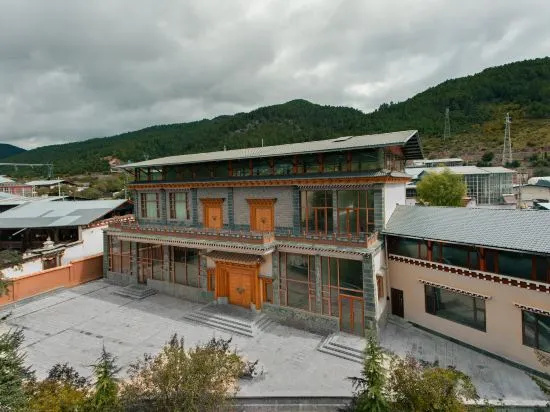 Villafound Shangri-La Womasto Resort, Shangri-La — photo 1
