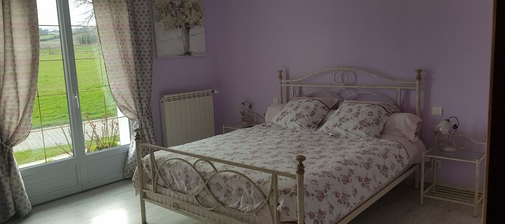 Chambres d'Hotes les Ondines, Vinay — photo 1