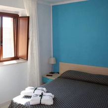 B&B La Casa al Piccolo Borgo, 瓦洛-德拉卢卡尼亚 — 照片 2