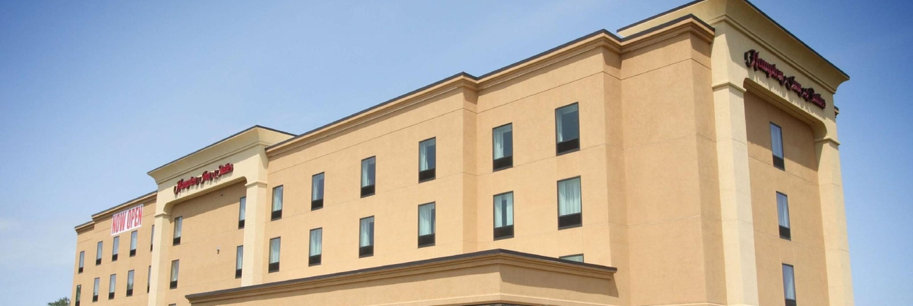 Hampton Inn and Suites Sandusky Milan, Milan — photo 1