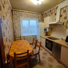 Two-room apartment on Olimpiyskaya 89 4th floor, Kirovsk — photo 3