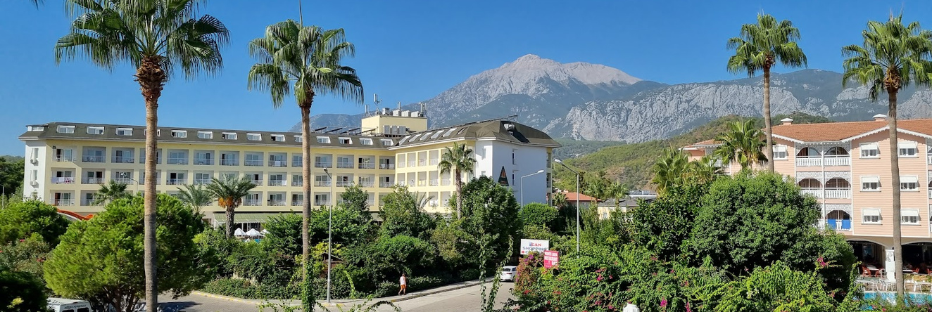 Zena Resort Hotel, 恰姆尤瓦 — 照片 1