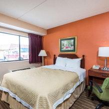 Days Inn By Wyndham Pittsburgh-Harmarville, Питсбург — фото 3