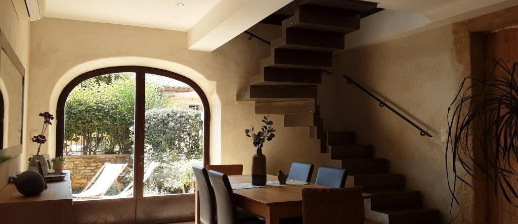 La maison de Jérôme et Virginie, 埃戈勒 — 照片 1