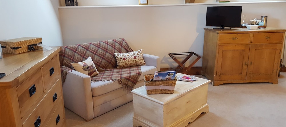 The Old Stables Bed & Breakfast, Shepton Mallet — photo 1