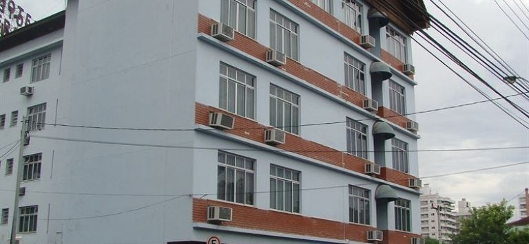 Hotel Geranium, Блуменау — фото 1