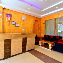 Oyo 36558 Hotel Raxit Inn, 纳瓜延 — 照片 2