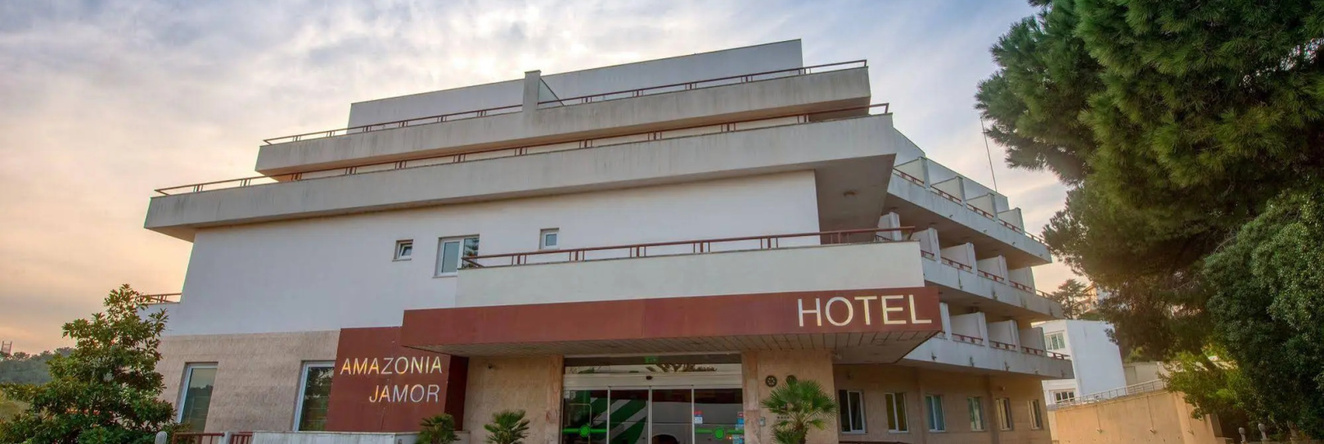 Amazonia Jamor Hotel, Linda A Velha — photo 1