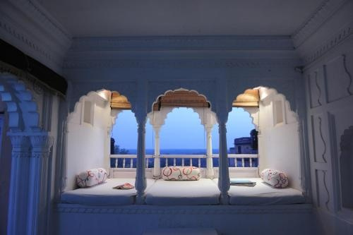 Mpt Sheesh Mahal, Orchha, Орчха — фото 1
