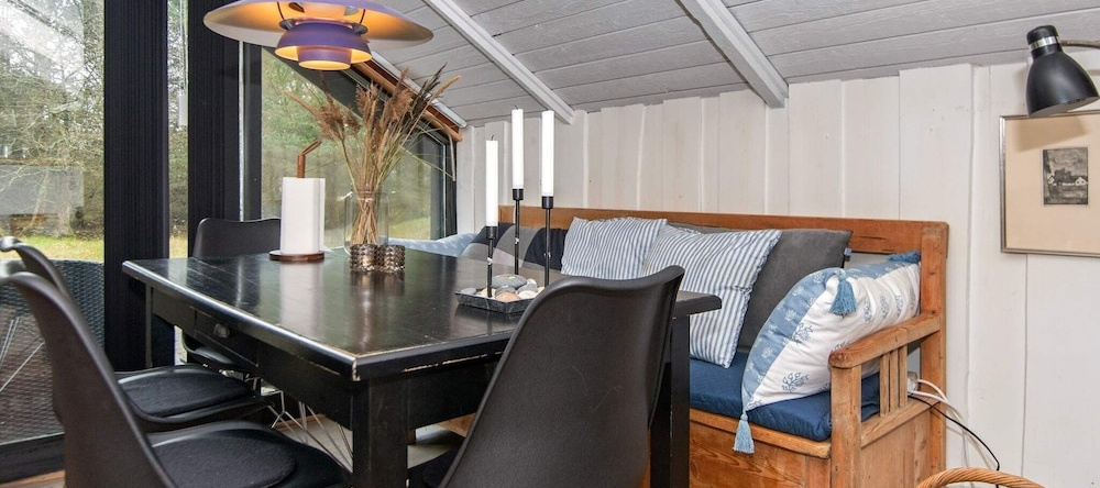 Tranquil Holiday Home In Henne With Barbeque, Хенне — фото 1
