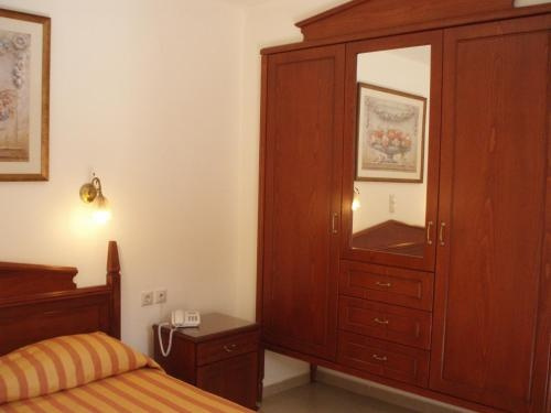 Dionyssos Village, Агии Апостоли — фото 1