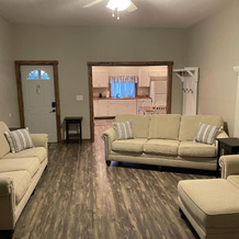 Modern Farmhouse 3 Bed, 2 Bath Apartment, Sleeps 7, Lots of Space, Steps to Downtown, Honeywell & Eagles Theater, 沃巴什 — 照片 4
