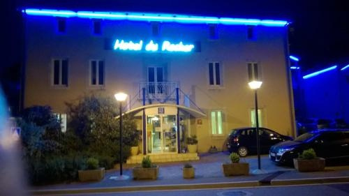 Hôtel Du Rocher, Ле-Келар — фото 1
