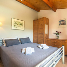 Huge Villa in Montbrun-des-corbières With Swimming Pool, Montbrun-des-Corbières — photo 4