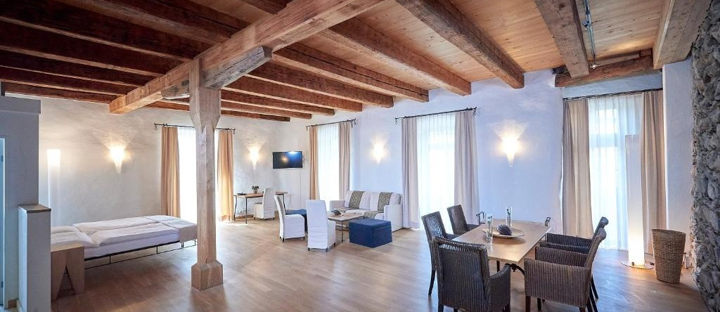 Hotel Rathaus-Ristorante Pizzicata, Тун — фото 1