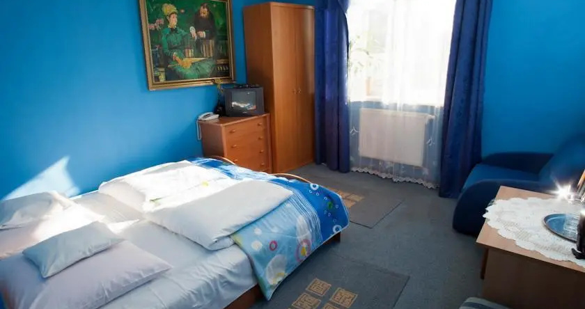 Motel Bukowiecki, 康斯坦丁努夫沃兹基 — 照片 1