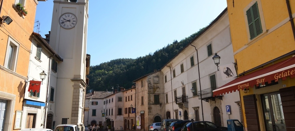 Apartment in Modigliana With Bbq, Garden, Garden Furniture, 莫迪利亚纳 — 照片 1