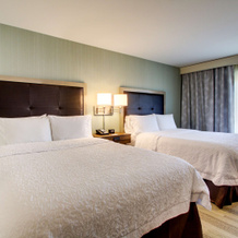Hampton Inn & Suites Milwaukee West, Вест-Эллис — фото 4