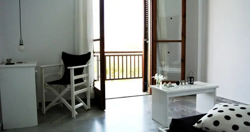 My Little Place on the Hill, 斯巴蒂亚 — 照片 1