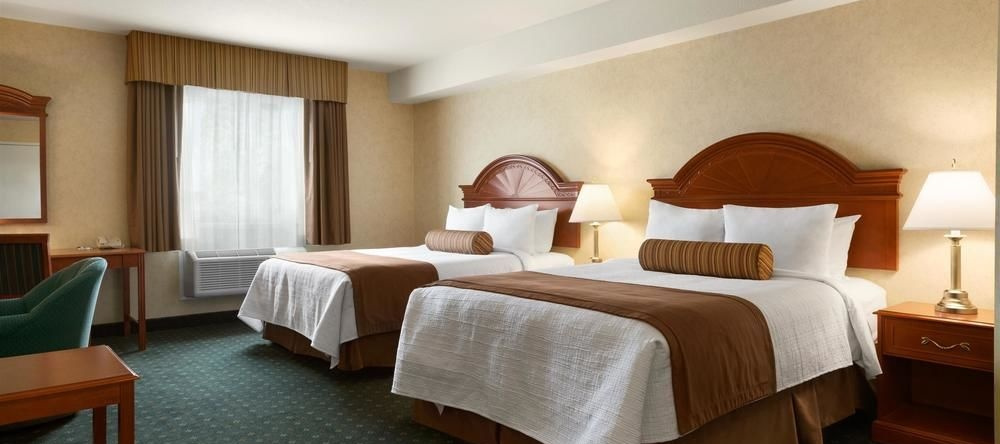 Travelodge Strathmore, Стратмор — фото 1