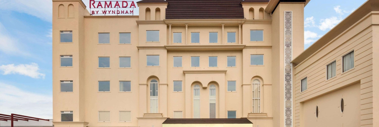 Ramada by Wyndham Kapurthala, 卡普尔塔拉 — 照片 1