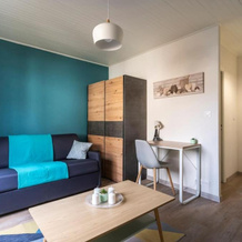 studio cosy proche du centre + parking gratuit, 克吕斯 — 照片 5