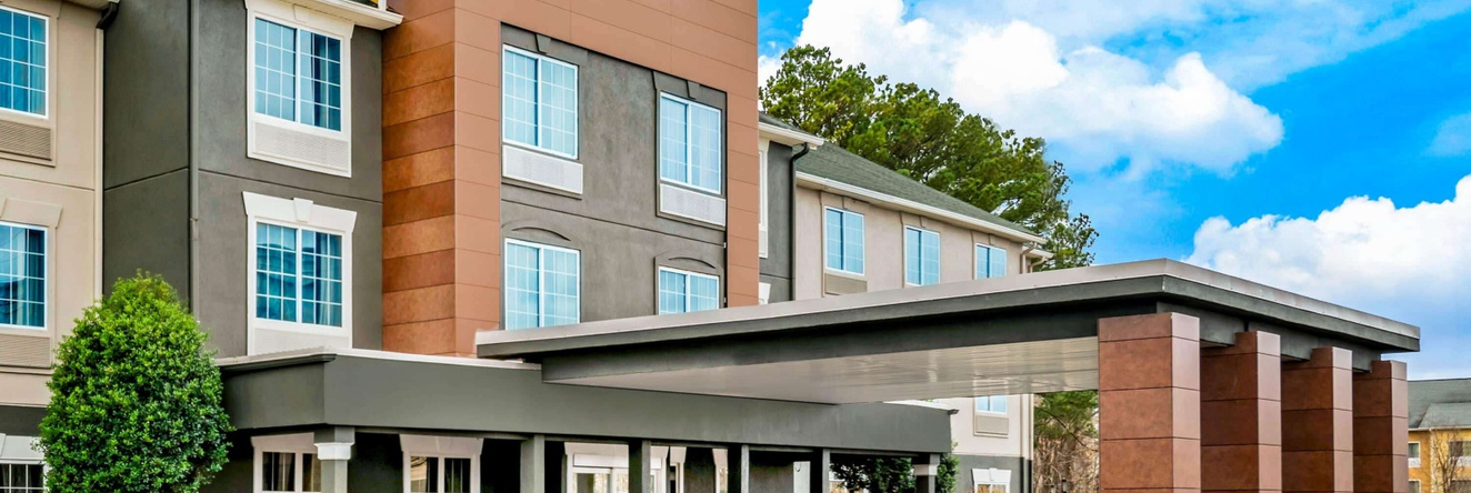 La Quinta Inn & Suites By Wyndham Cookeville, Куквилль — фото 1