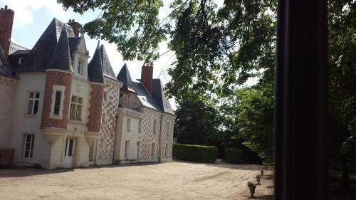 La Vallière En Vue, Назель-Негрон — фото 1